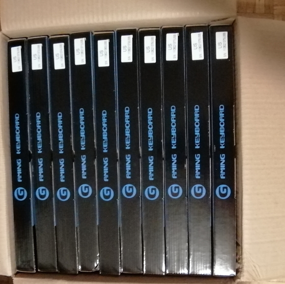 LED Keyboard - Picture 3 of 3